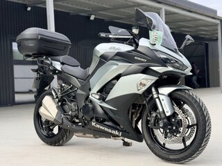 2017 Kawasaki Ninja 1000, серебристый, 1070000 рублей, вид 1