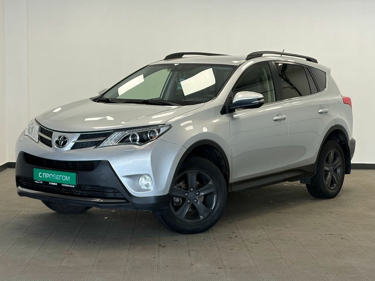 Открыть фотографии: Toyota RAV4 IV (XA40)