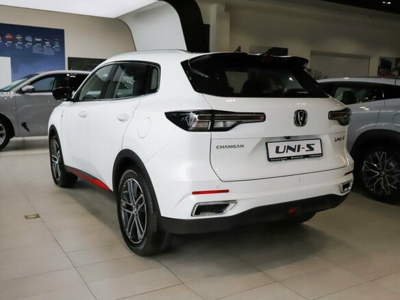 2025 Changan UNI-S I, белый, 3179900 рублей - вид 5