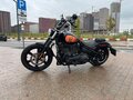 2022 Harley-Davidson Street Bob, чёрный, 1340000 рублей - вид 2