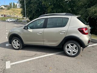 2015 Renault Sandero Stepway II, бежевый, 890000 рублей, вид 3