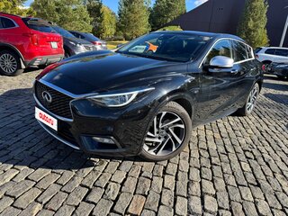 2016 Infiniti Q30, чёрный, 2300000 рублей, вид 3