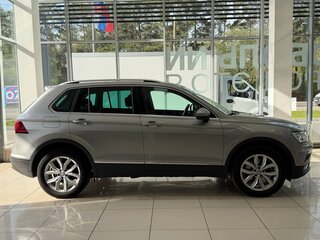 2020 Volkswagen Tiguan II, серый, 2800000 рублей, вид 4