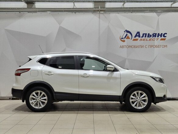 2016 Nissan Qashqai II, белый, 1690000 рублей - вид 1