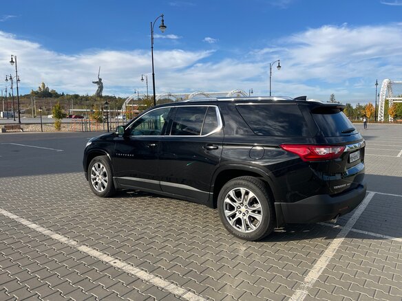 2019 Chevrolet Traverse II, чёрный, 3000000 рублей - вид 6