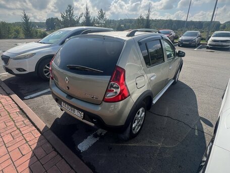 Renault Sandero I