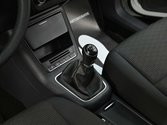 2015 Volkswagen Tiguan I Рестайлинг, белый, 1149000 рублей - вид 9