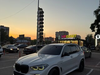 2019 BMW X5 30d IV (G05/G18), белый, 5300000 рублей, вид 1