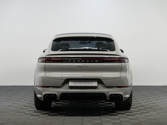 2024 Porsche Cayenne Coupé III Рестайлинг, серый, 17990000 рублей - вид 5