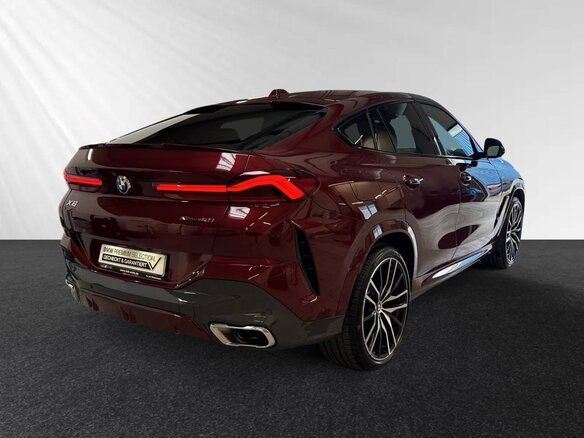 2025 BMW X6 40i III (G06) Рестайлинг, пурпурный, 12861440 рублей - вид 1