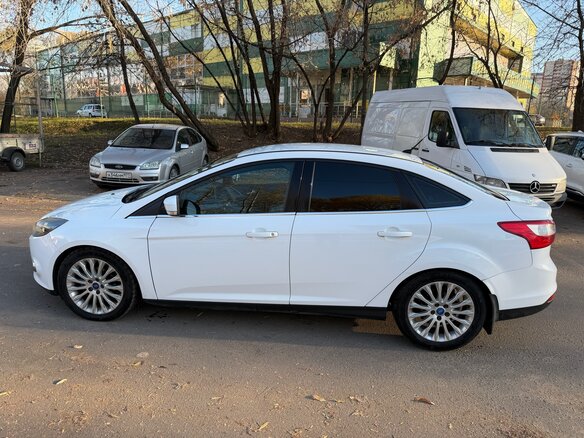 2013 Ford Focus III, белый, 830000 рублей - вид 3