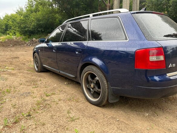 2000 Audi A6 II (C5), синий, 450000 рублей - вид 3
