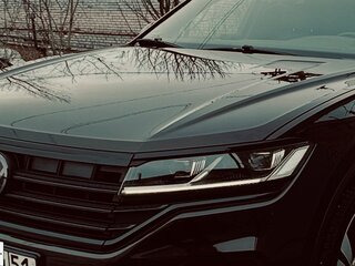 2019 Volkswagen Touareg III, коричневый, 5890000 рублей, вид 2