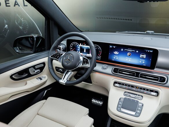 2025 Mercedes-Benz V-Класс 300 d экстра длинный III (W447) Рестайлинг 2, чёрный - вид 15