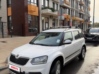 2014 Skoda Yeti I Рестайлинг, белый, 740000 рублей, вид 2