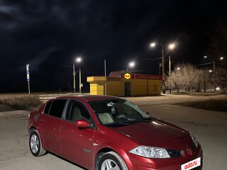 2006 Renault Megane II Рестайлинг, красный, 450000 рублей, вид 1
