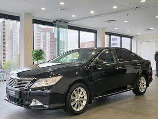 2014 Toyota Camry VII (XV50), чёрный, 1680000 рублей, вид 2