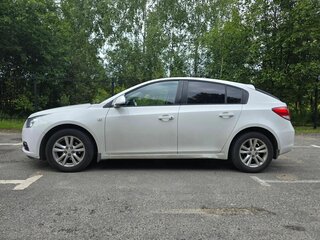 2012 Chevrolet Cruze I, белый, 750000 рублей, вид 5