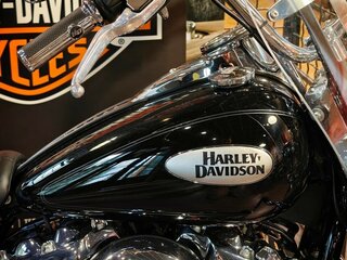 2021 Harley-Davidson Heritage, чёрный, 2100000 рублей, вид 3