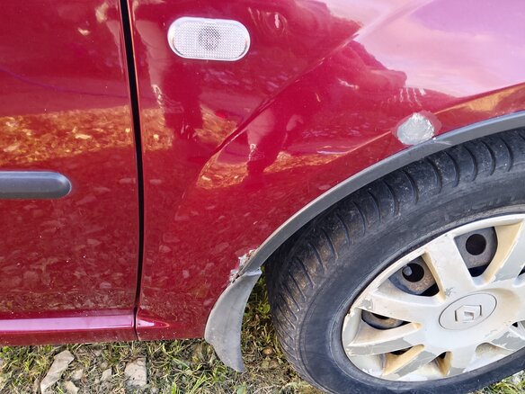 2010 Renault Logan I Рестайлинг, красный, 330000 рублей - вид 16