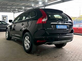 2017 Volvo XC60 I Рестайлинг, чёрный, 2299000 рублей, вид 3