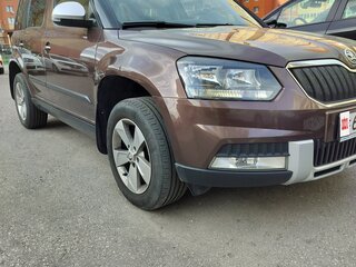2014 Skoda Yeti I Рестайлинг, коричневый, 1250000 рублей, вид 3