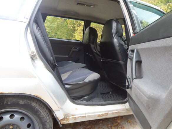 2004 Lada (ВАЗ) 2111, серебристый, 150000 рублей - вид 22