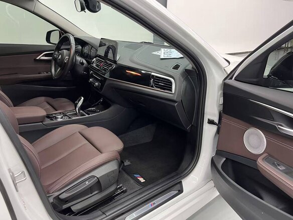 2022 BMW 1 серии 120i III (F52) Рестайлинг, белый, 2200000 рублей - вид 13