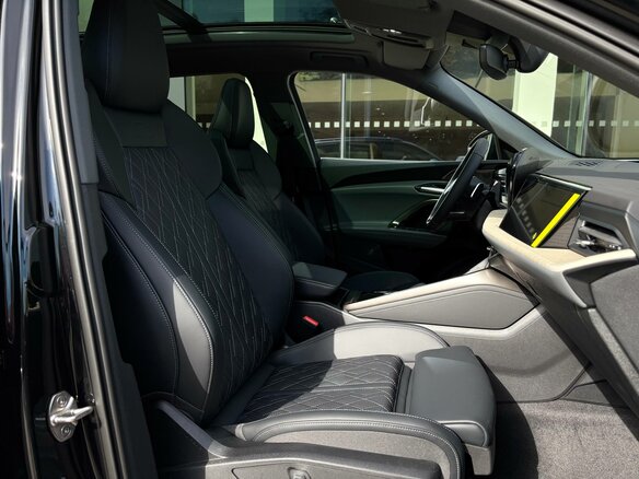 2025 Audi Q5 L III (GU), чёрный, 6490000 рублей - вид 10