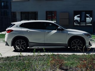 2018 BMW X2 xDrive20i I (F39), белый, 2380000 рублей, вид 2