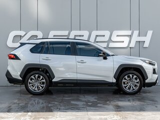 2025 Toyota RAV4 V (XA50), белый, 3898000 рублей, вид 5