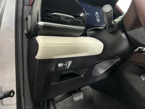 2023 Geely Monjaro I, серый, 2550000 рублей - вид 8