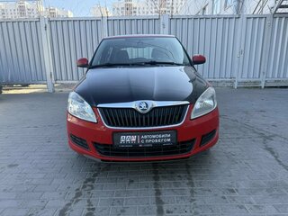 2013 Skoda Fabia II Рестайлинг, красный, 425000 рублей, вид 3