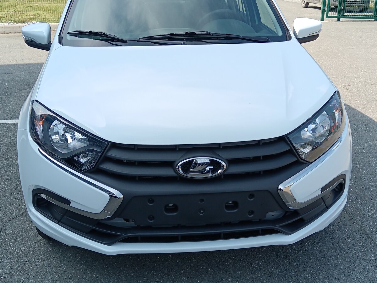 Открыть фотографии: Lada (ВАЗ) Granta I Рестайлинг