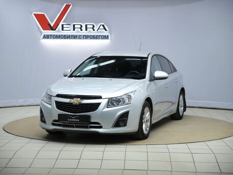 2013 Chevrolet Cruze I Рестайлинг, серебристый, 510000 рублей, вид 1