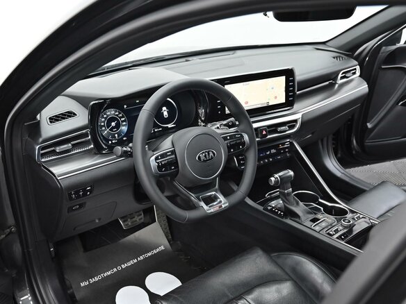 2020 Kia K5 III, серый, 2205000 рублей - вид 4
