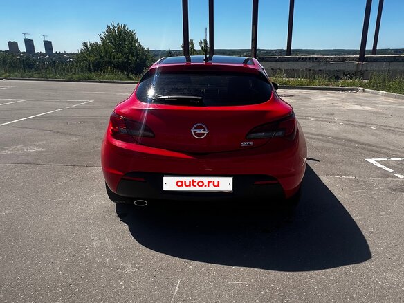 2012 Opel Astra GTC J Рестайлинг, красный, 849000 рублей - вид 2