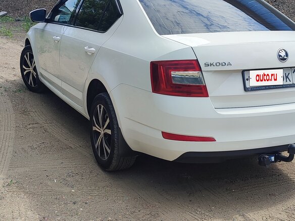 2015 Skoda Octavia III (A7), белый, 820000 рублей - вид 14
