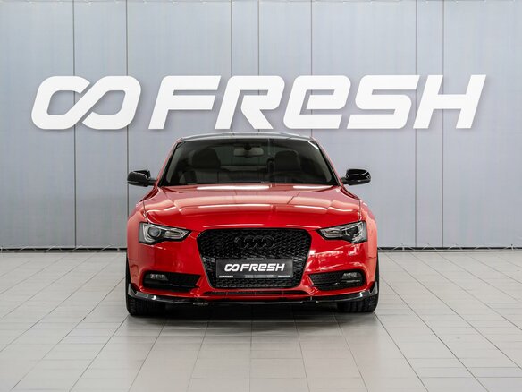 2014 Audi A5 I (8T) Рестайлинг, красный - вид 2