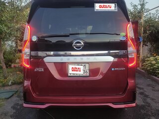 2019 Nissan Serena V (C27) Рестайлинг, красный, 2400000 рублей, вид 4