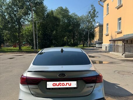 2021 Kia Cerato IV, серебристый, 1600000 рублей, вид 3