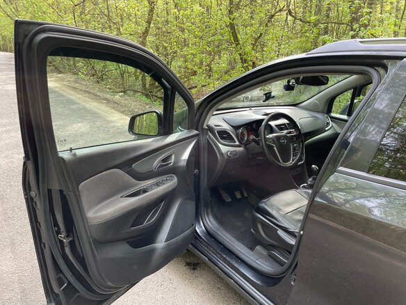 2014 Opel Mokka I, чёрный, 750000 рублей - вид 5