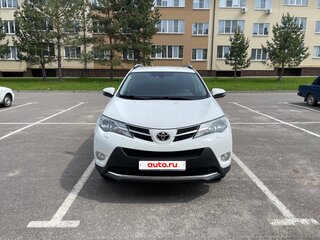 2013 Toyota RAV4 IV (XA40), белый, 2450000 рублей, вид 2
