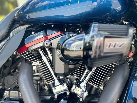 2019 Harley-Davidson CVO Road Glide, синий, 2350000 рублей, вид 5
