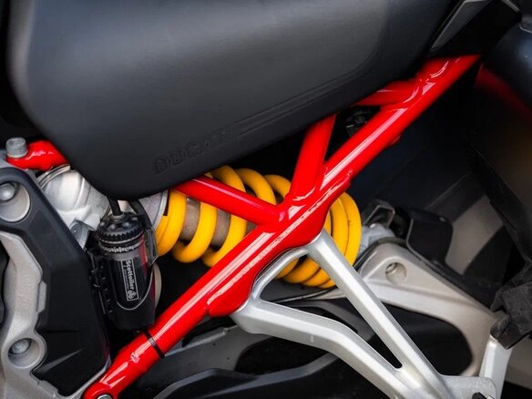 2021 Ducati Multistrada V4, красный, 1290000 рублей - вид 18