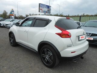 2013 Nissan Juke I, белый, 1100000 рублей, вид 2