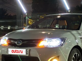 2015 Toyota Corolla Axio XI (E160, E170, E180), белый, 1100000 рублей, вид 2