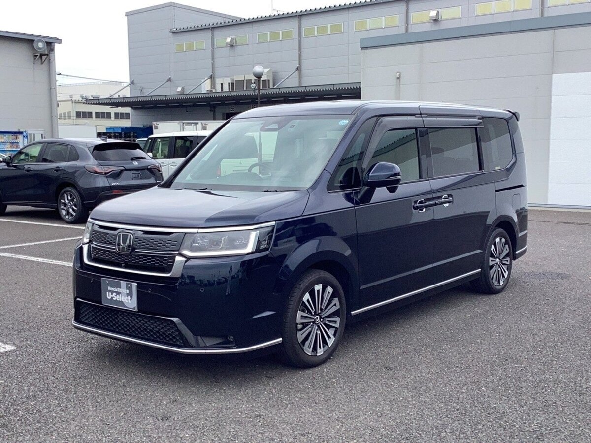 Открыть фотографии: Honda Stepwgn VI