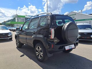 2026 Lada (ВАЗ) Niva Travel I Рестайлинг, чёрный, 1735900 рублей, вид 3
