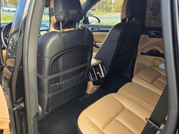 2016 Porsche Cayenne Diesel II Рестайлинг (958), чёрный, 3900000 рублей - вид 12